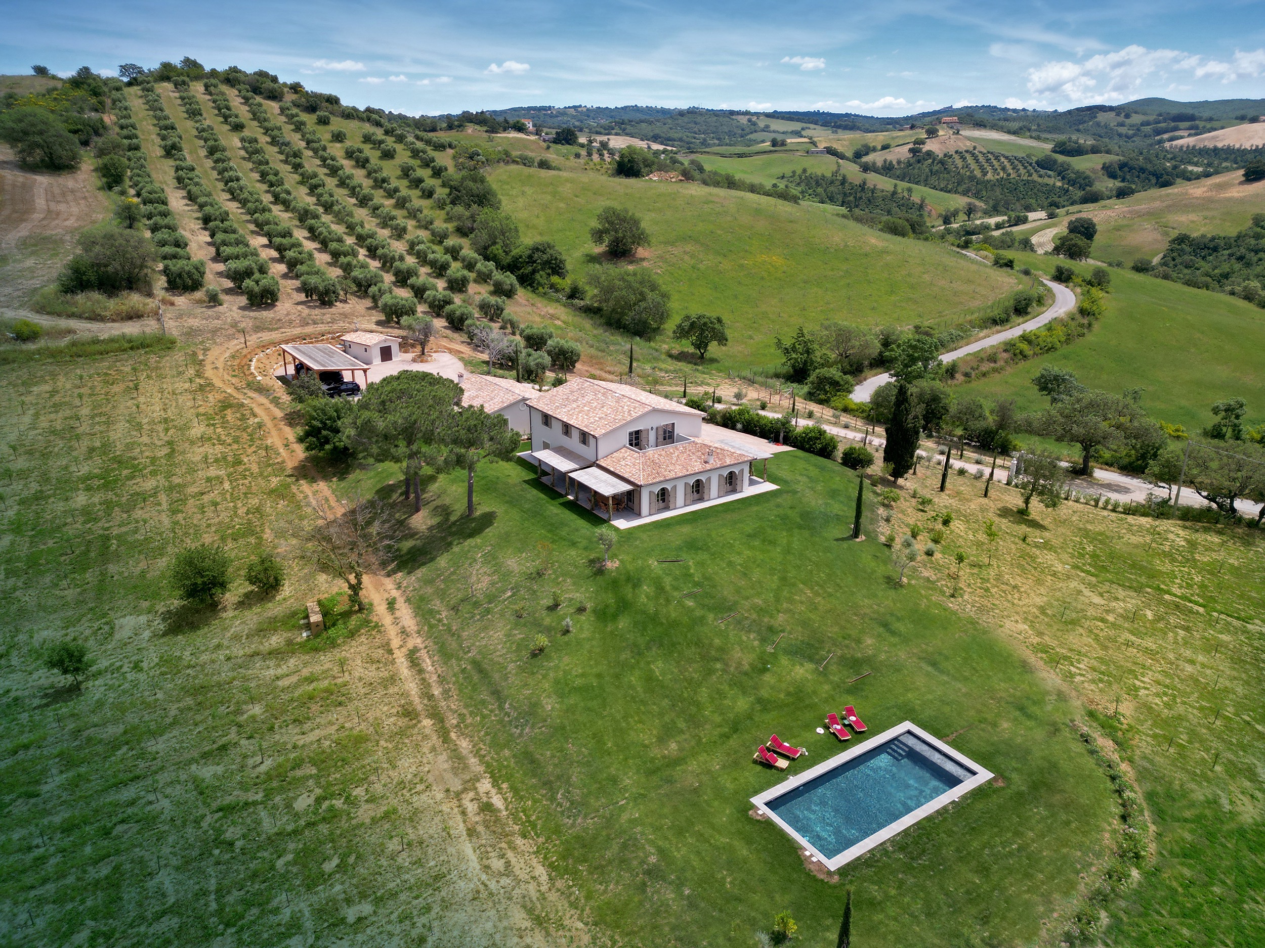 Tenuta Thun La Cerrettaia arial image estate tuscany italy